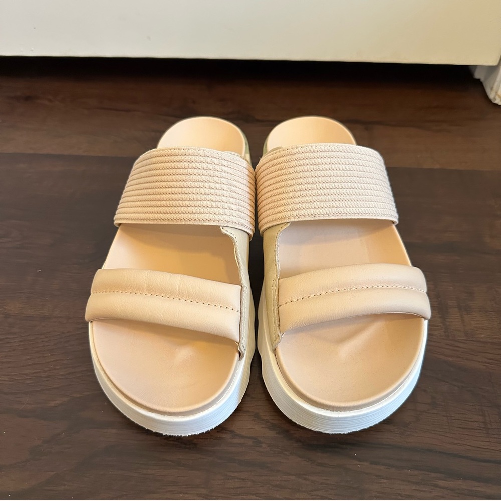Women’s Sorel Viibe Sandals - Picture 2 of 6